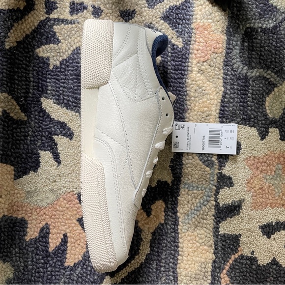 Unisex Club C 85 Vintage Shoes M 7 / W 8.5 - Picture 3 of 7